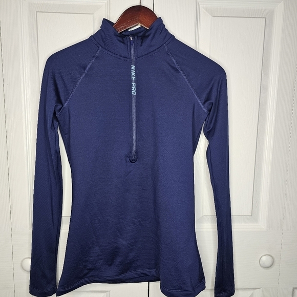 Nike Pro Women's Hyperwarm Half Zip Pullover Navy Size M - Picture 9 of 9
